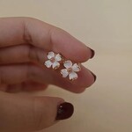 Happyzzzsu Blossom Flower Earrings · Gold