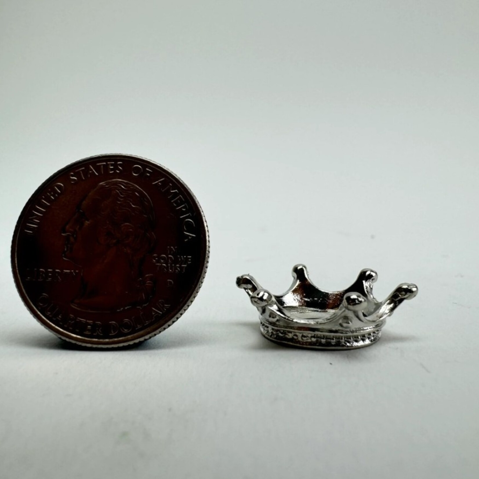 Metal Sphere Stand | Crown |