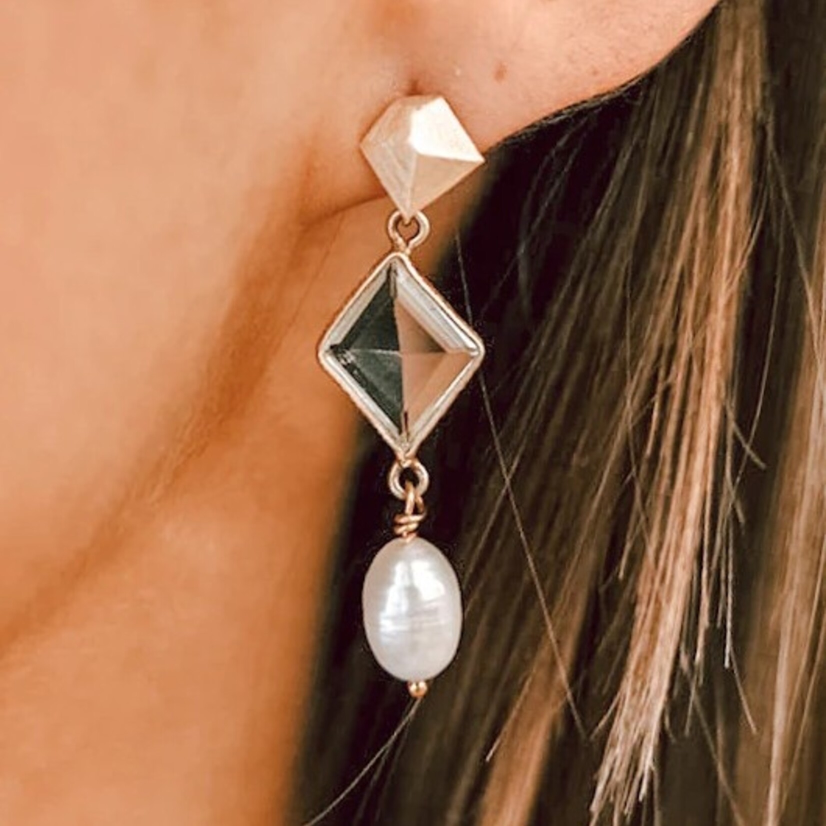 Loni Paul Jewelry Asymmetrical Quartz and Pearl Earrings