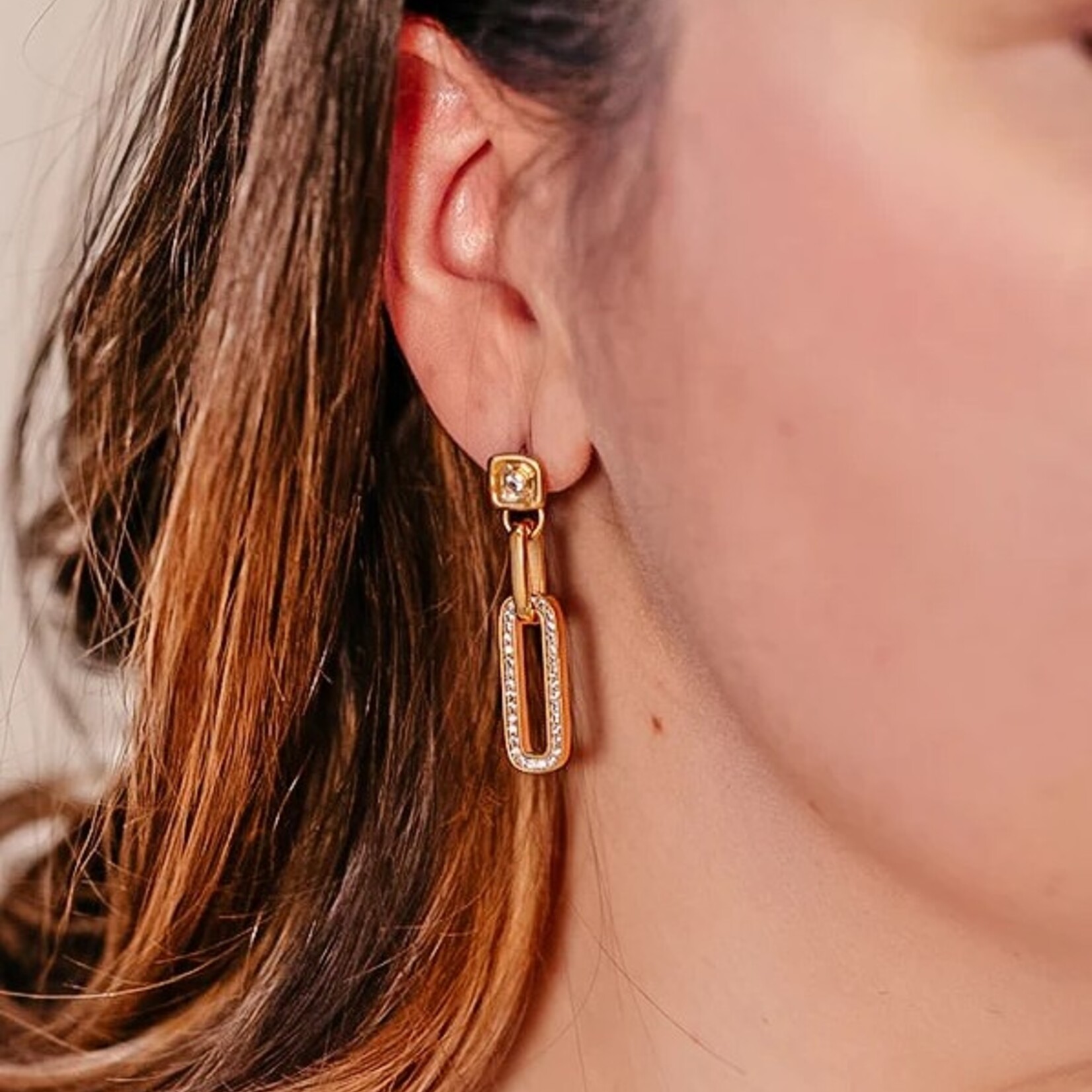 Loni Paul Jewelry Pave Chain Post Earrings · Gold