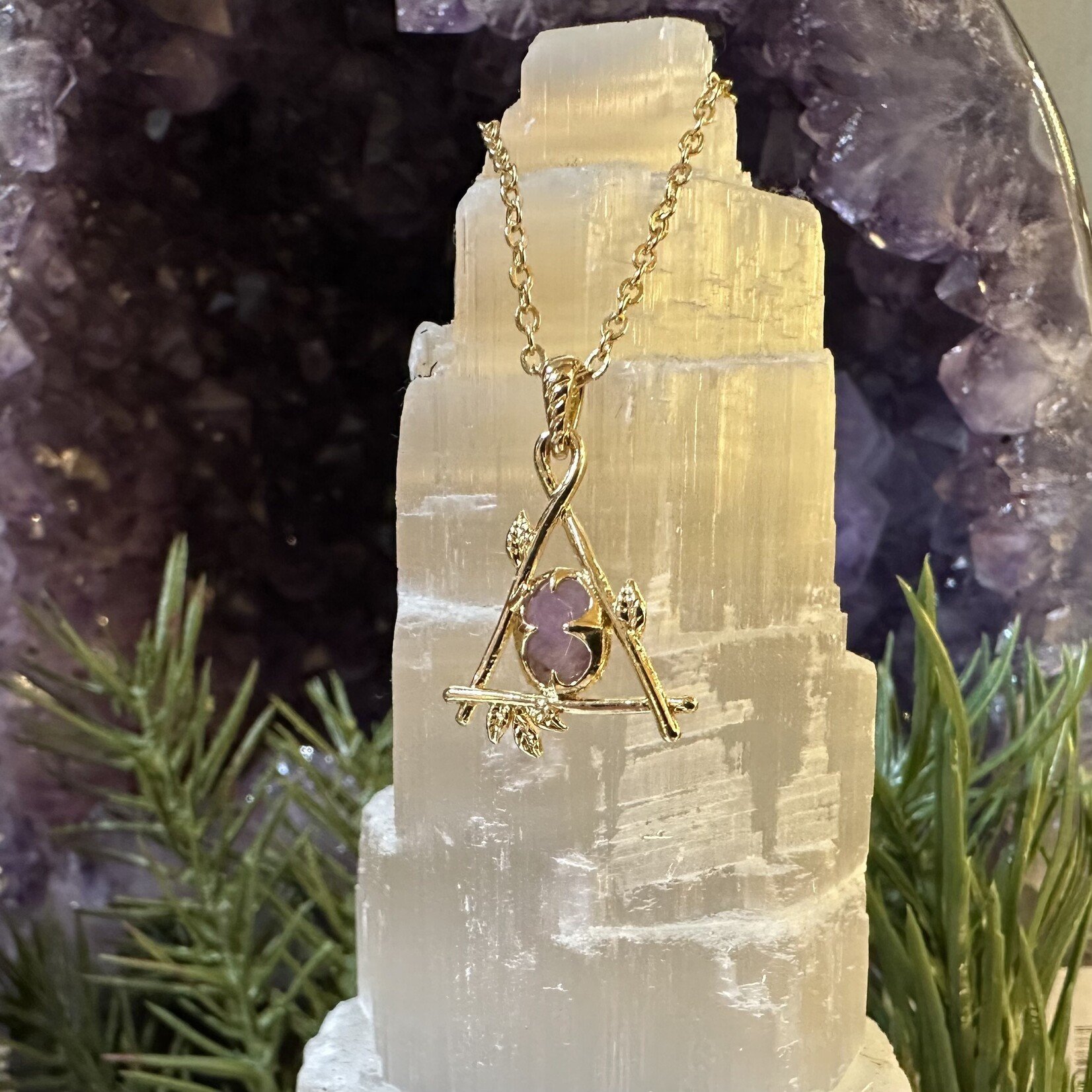 *Fae Necklace with Amethyst · 14K Gold Plating