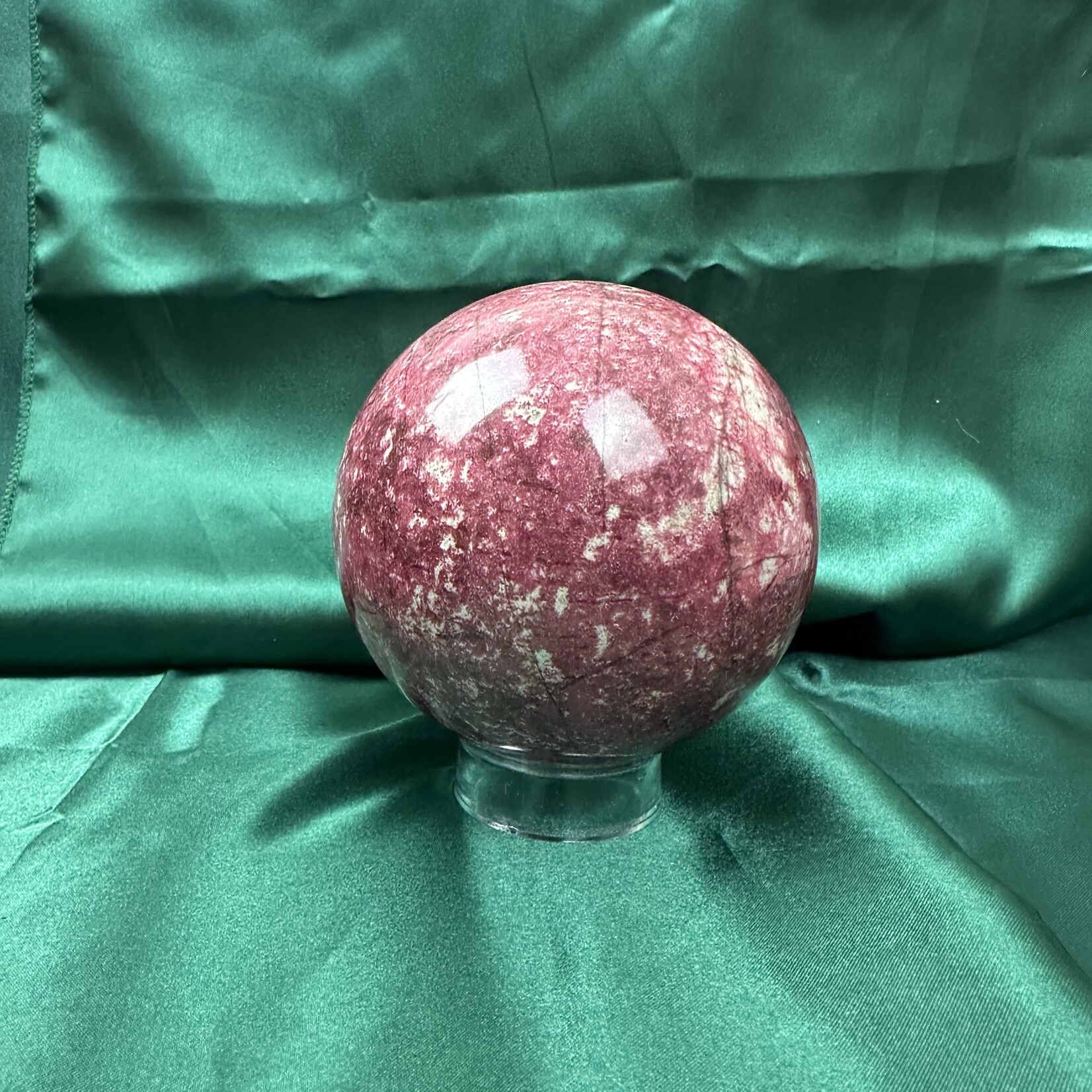Elite Exports Thulite | Sphere | 1.69kg