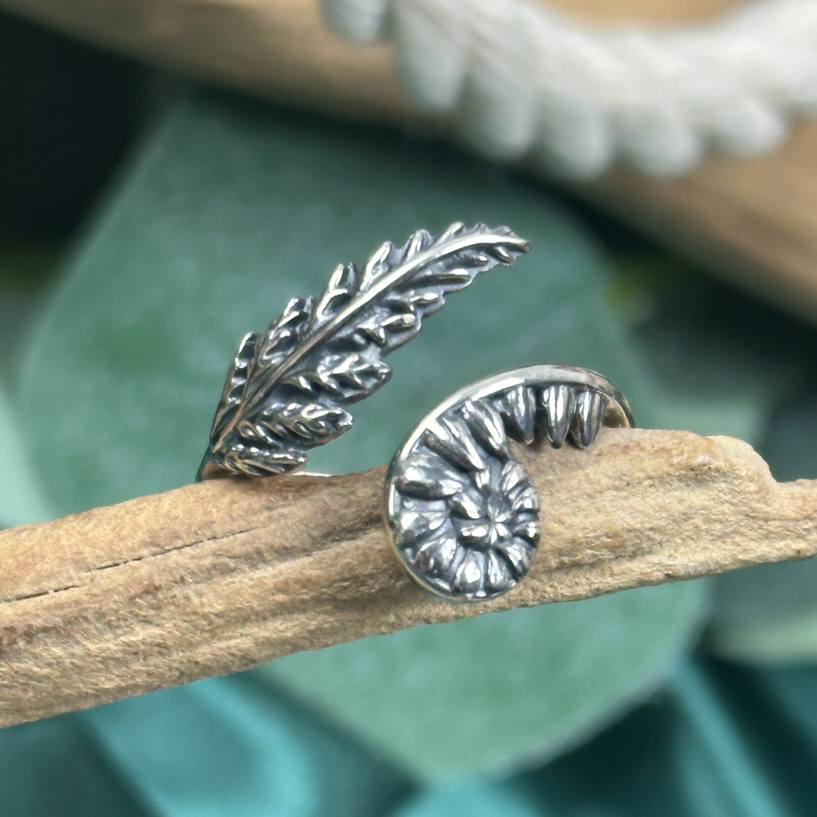 Fern Ring · Silver · Adjustable