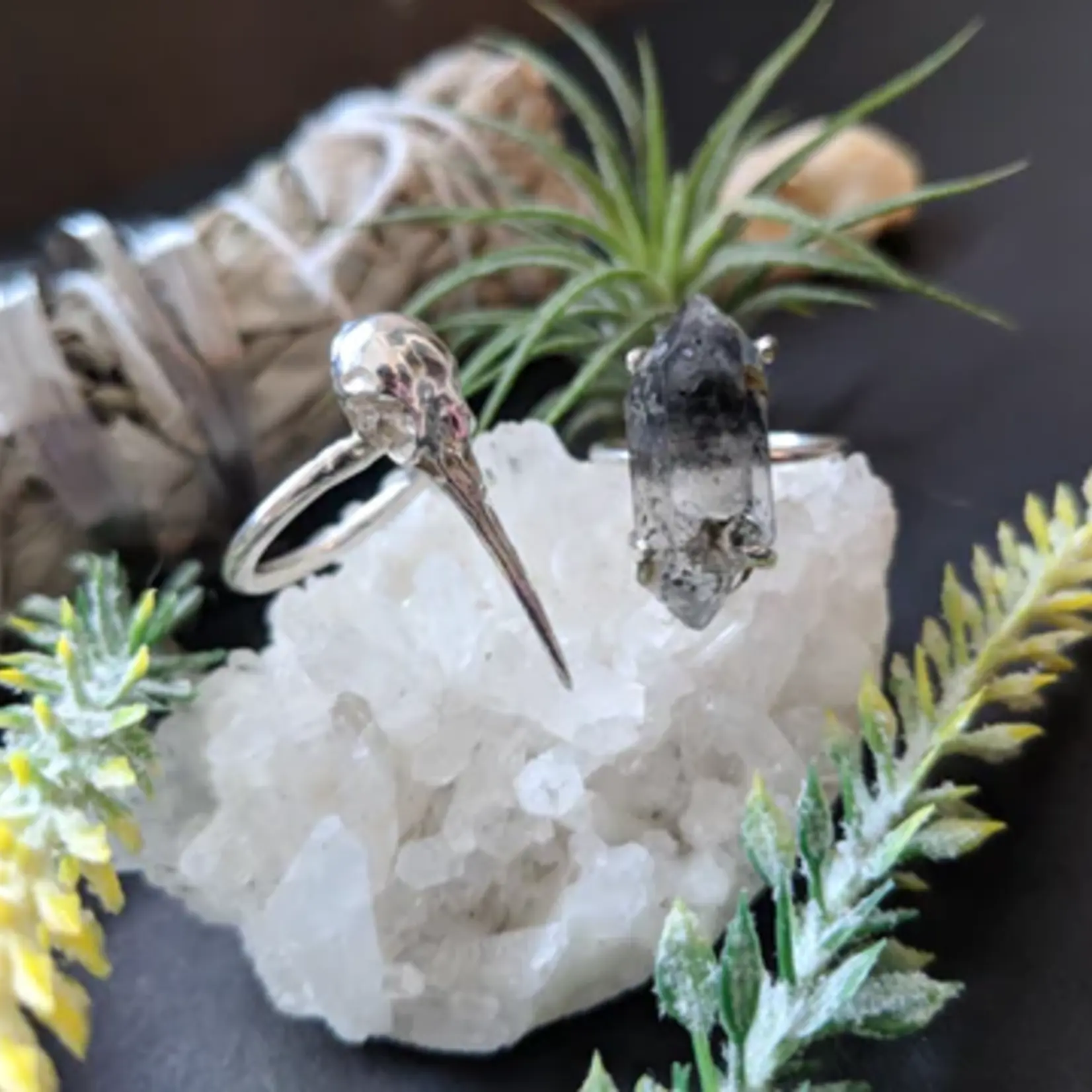 Hummingbird Skull Ring  · Silver ·