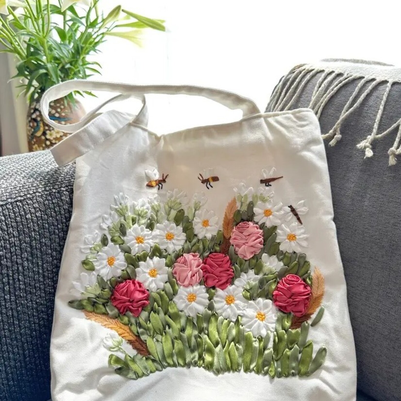 Quince Fables White Linen Bag with Flower Garden Ribbon Embroidery