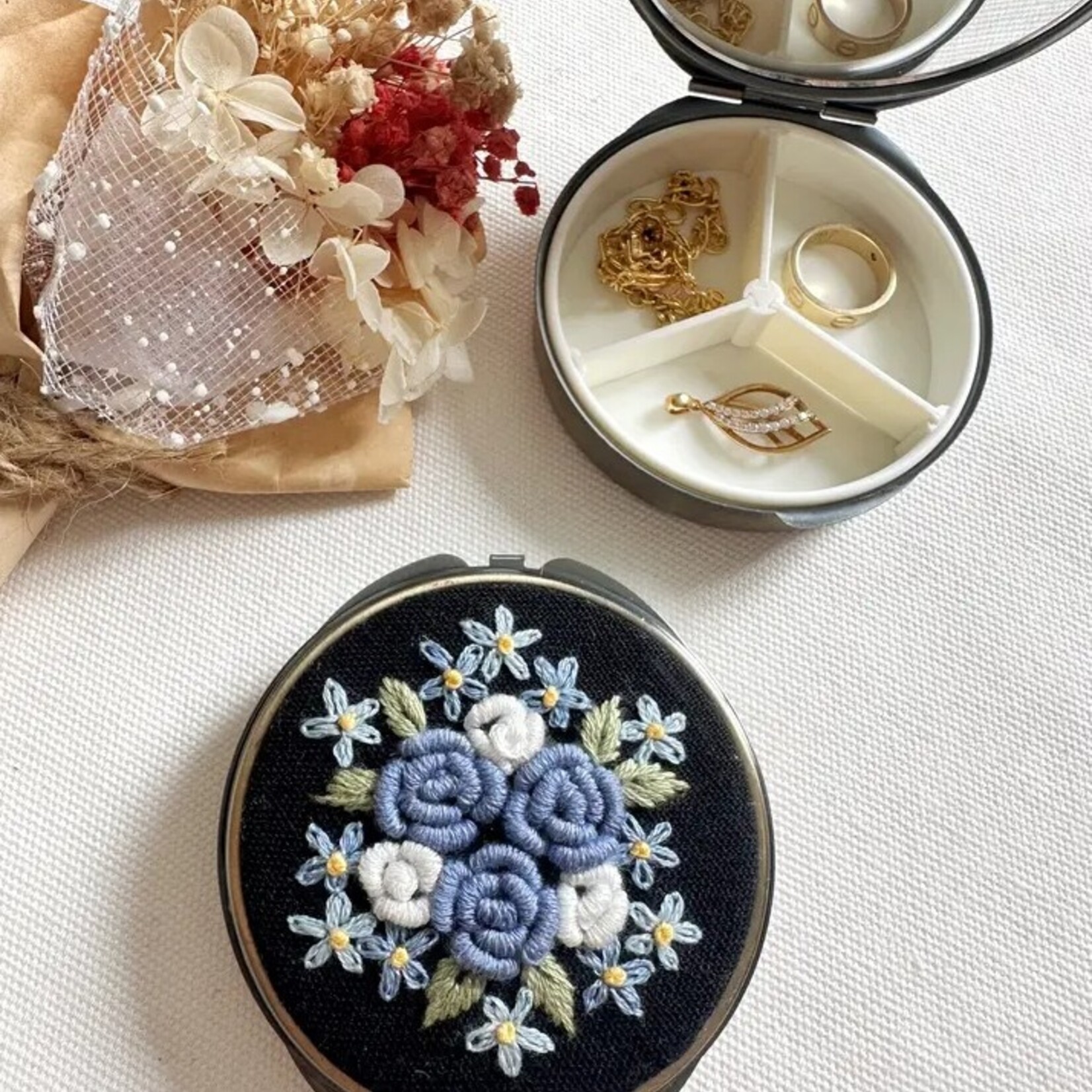 Quince Fables Floral Embroidered Round Jewelry Box with Mirror