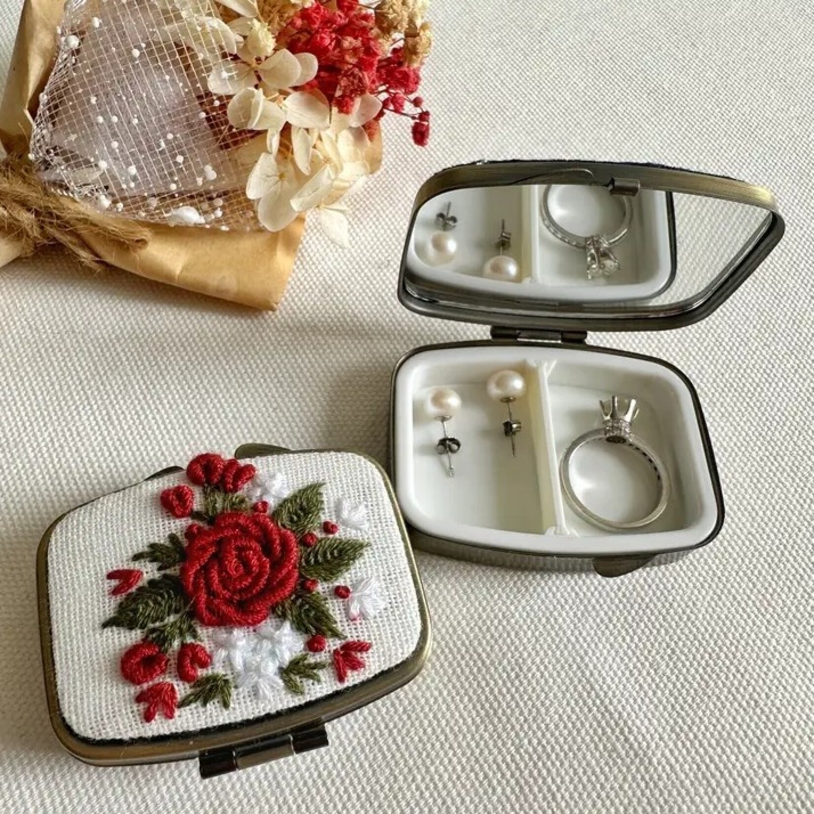 Quince Fables Floral Embroidered Rectangle Mini Jewelry Box with Mirror