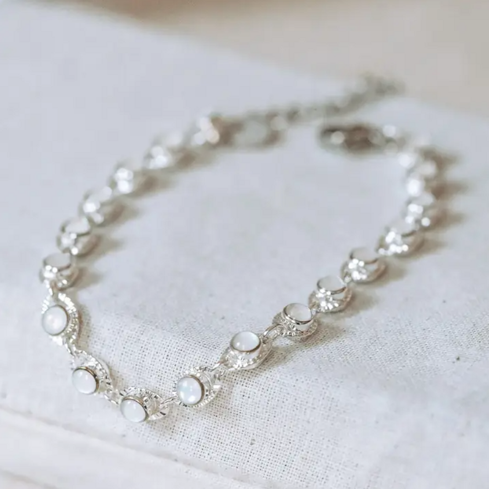 Glass Opal Chain Bracelet · Silver