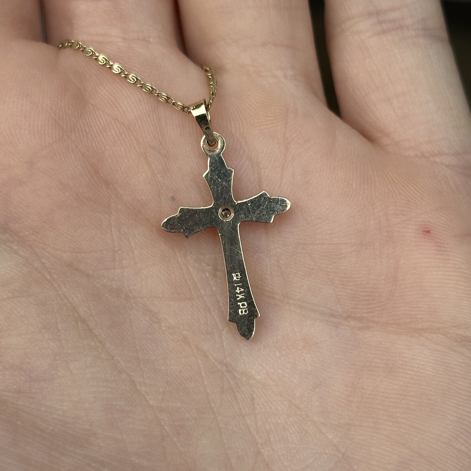 Florentine Cross with Diamond | 14K Yellow Gold | Estate