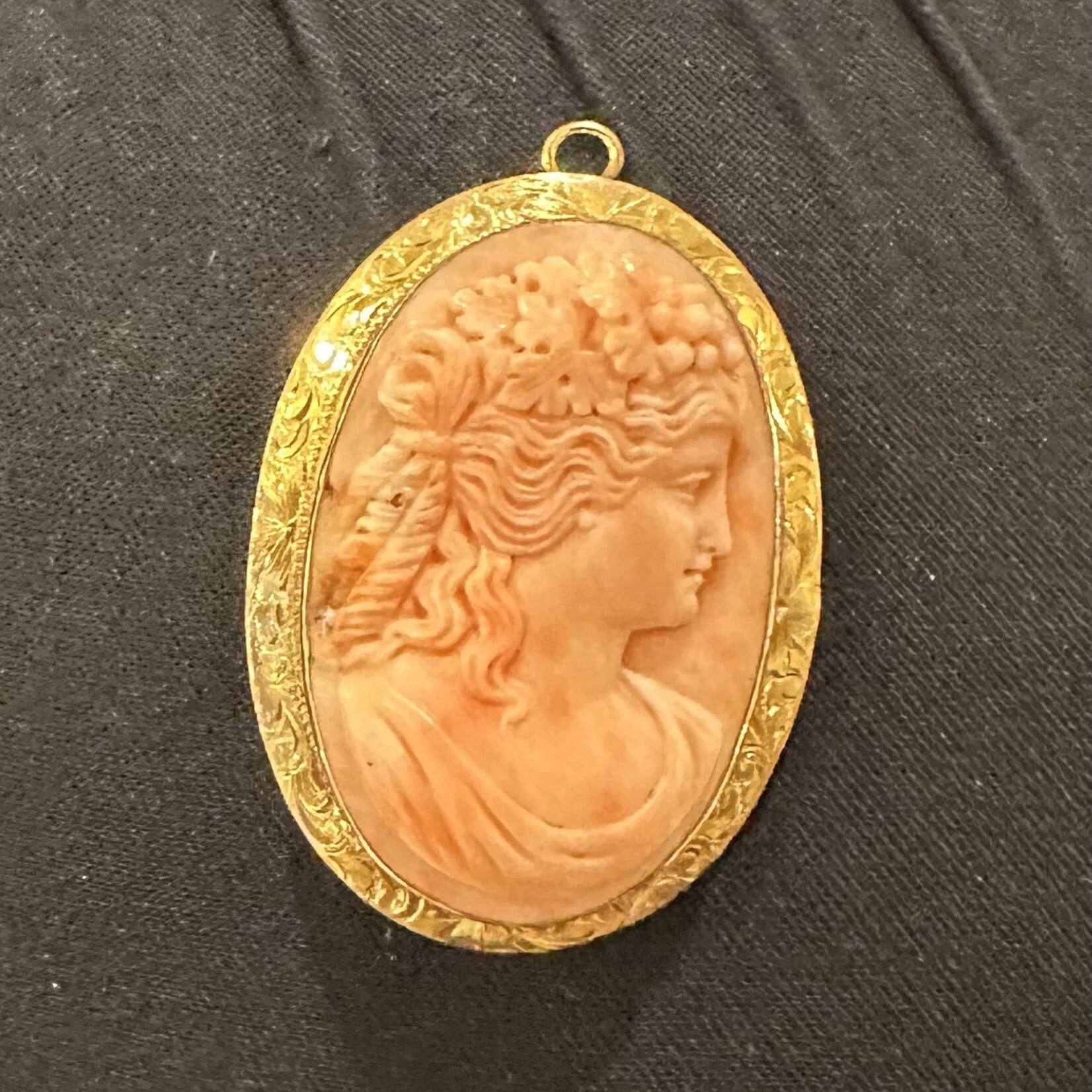 Reclaimed Gems Coral Cameo Pin/Pendant | 14K Yellow Gold | Estate