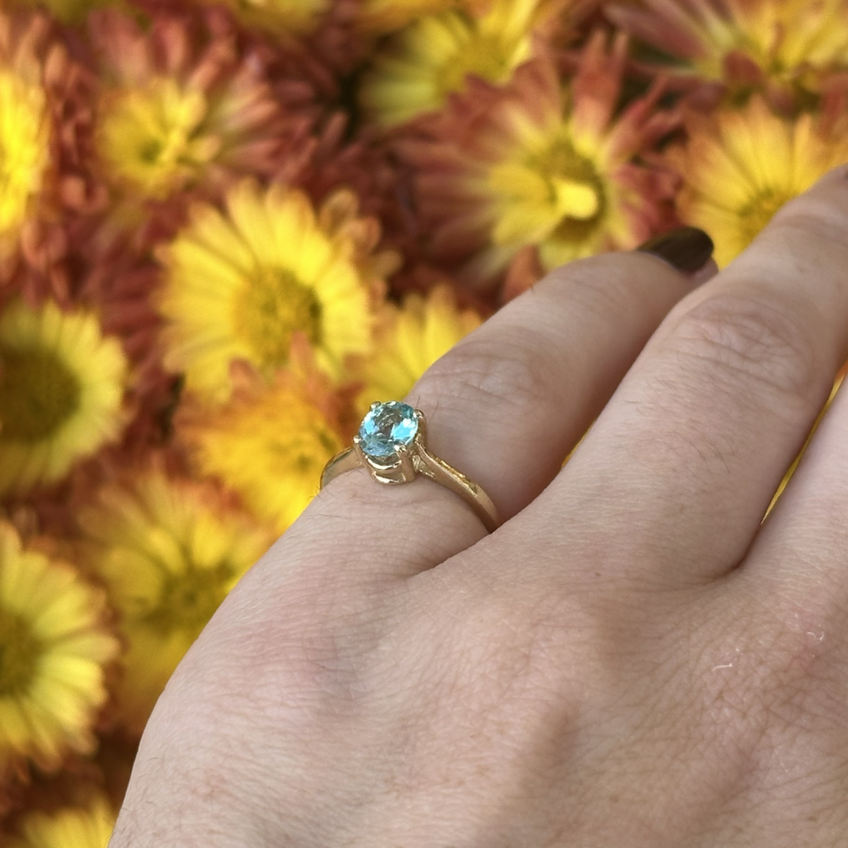 Blue Topaz 4-Prong Solitaire Ring | 14K Yellow Gold |  Size 3.5 | Estate