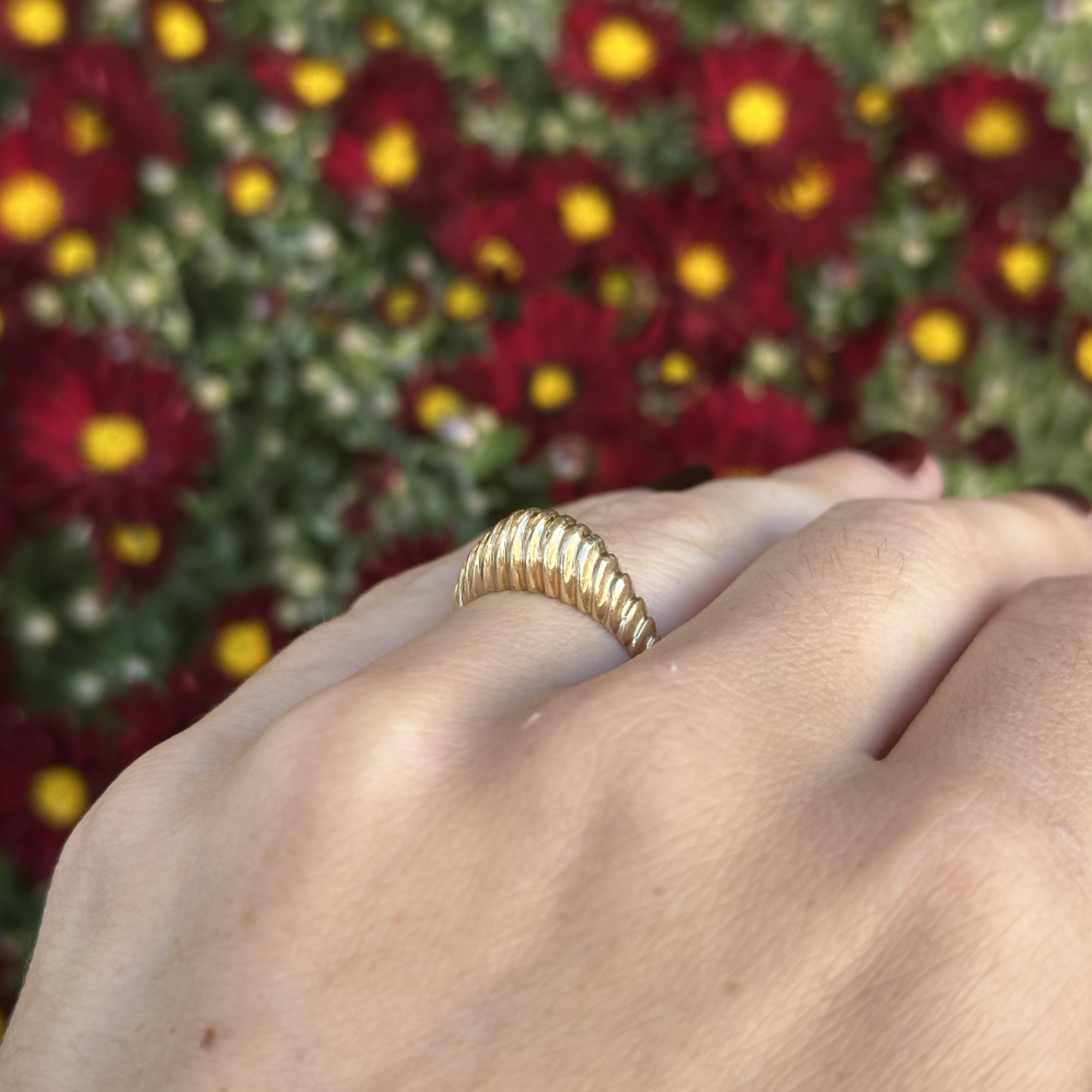 Scallop Ring | 14K Yellow Gold | Estate