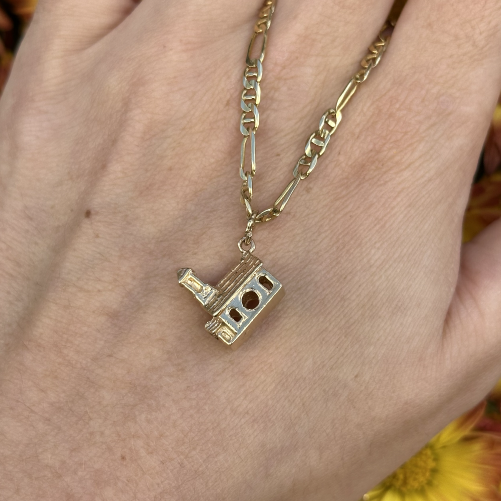 Church Charm | 14K Yellow Gold | Estate