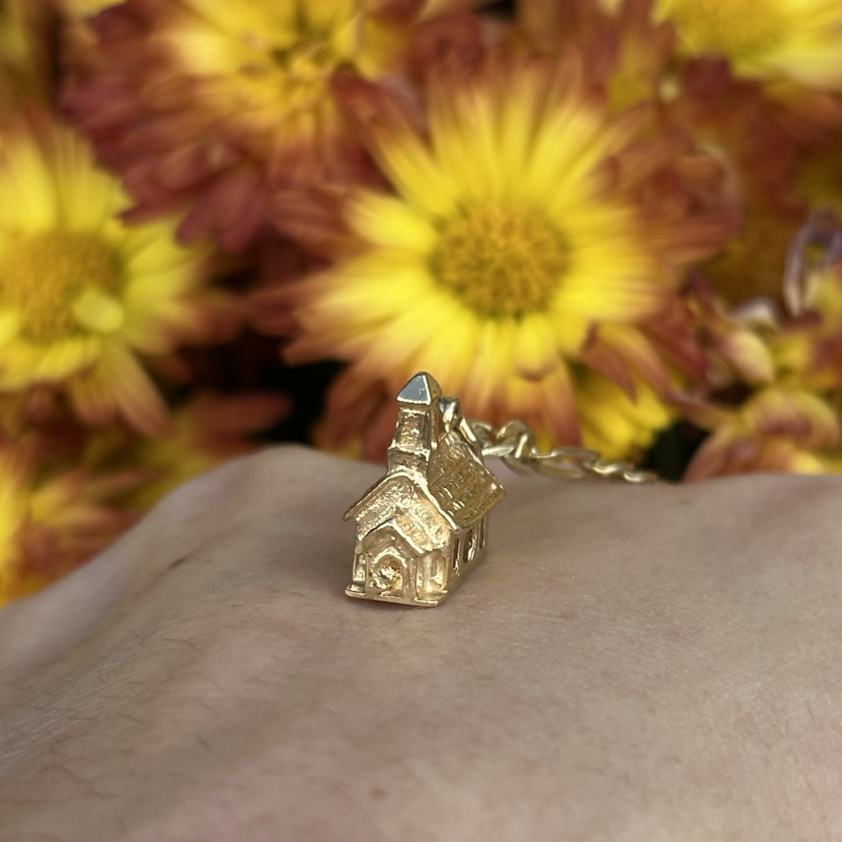 Church Charm | 14K Yellow Gold | Estate