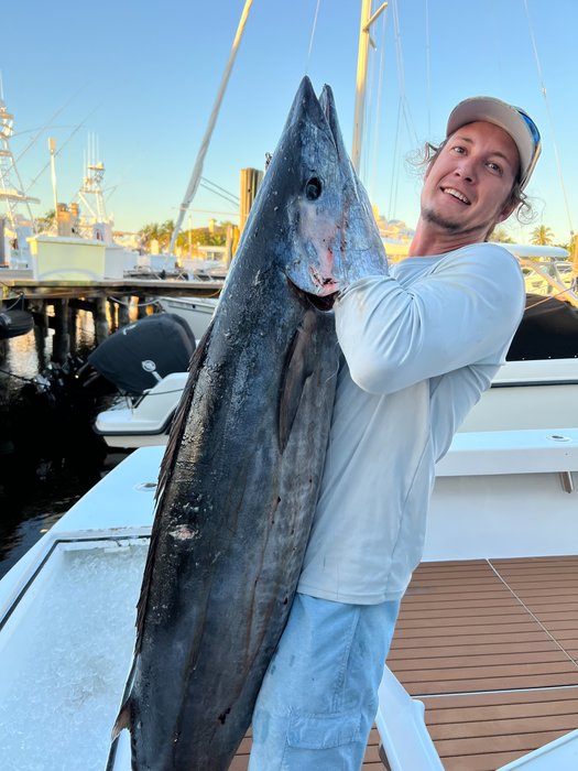 “Lisa B” catches Giant Wahoo Off Hillsboro Inlet 