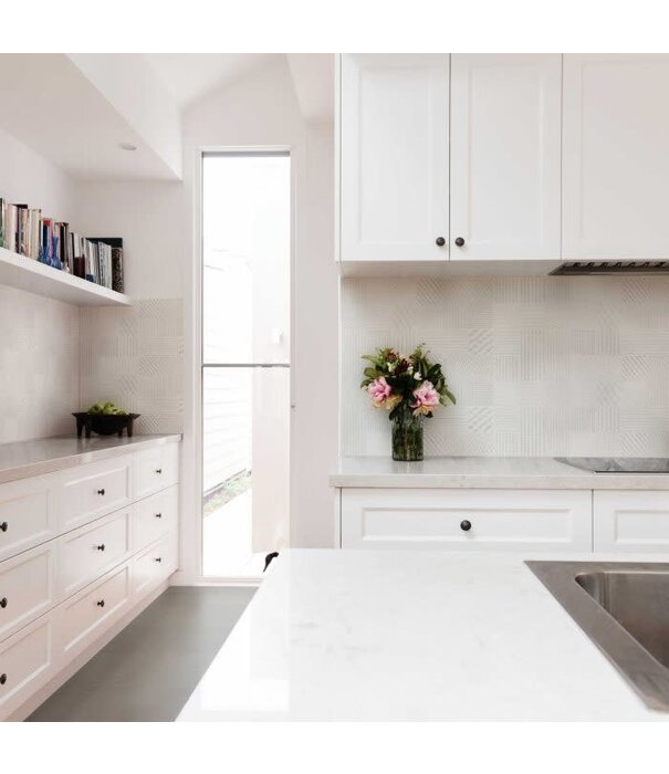 Johnson Tiles Hemingway Smooth 300x800 Matt