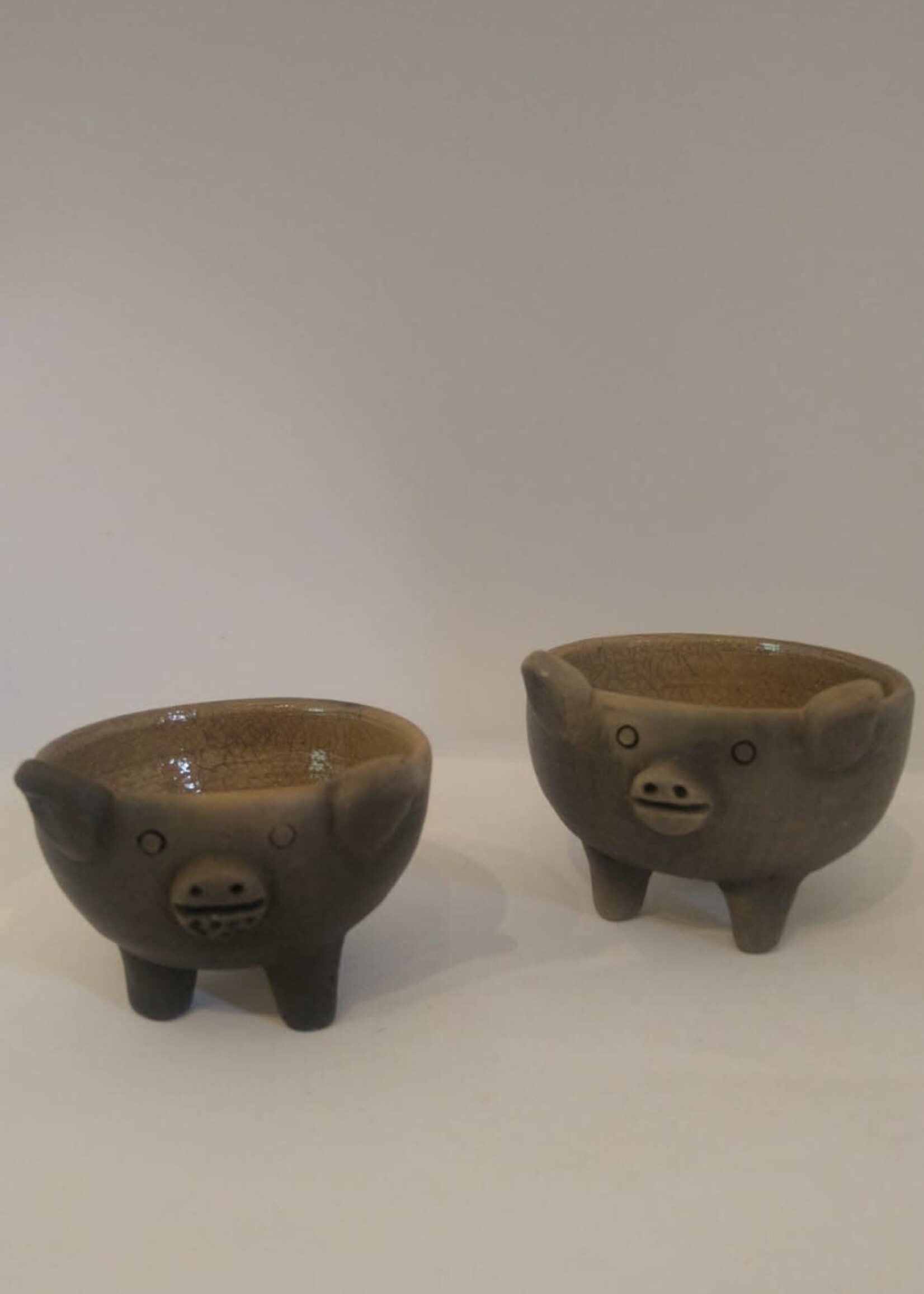 COCHINITOS (BLACK CLAY) SMALL