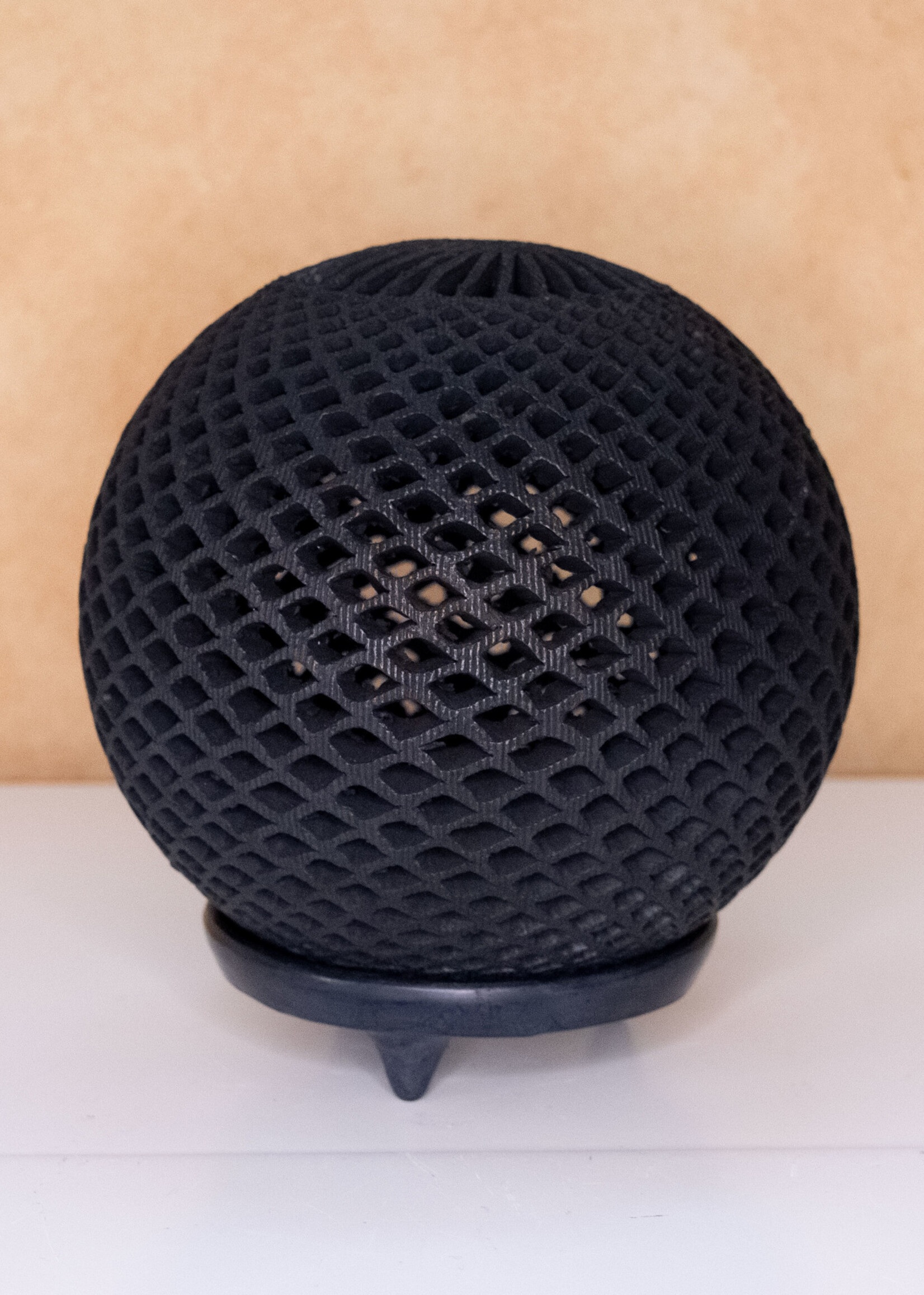 BOLA CALADA MEDIANA NEGRA