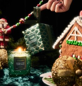 Voluspa 6.5 oz. Noble Fir Garland Classic