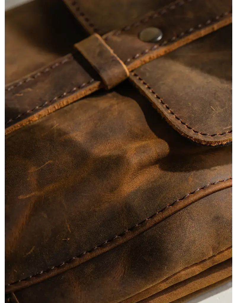 Pura Pura Teak & Leather Car Refill