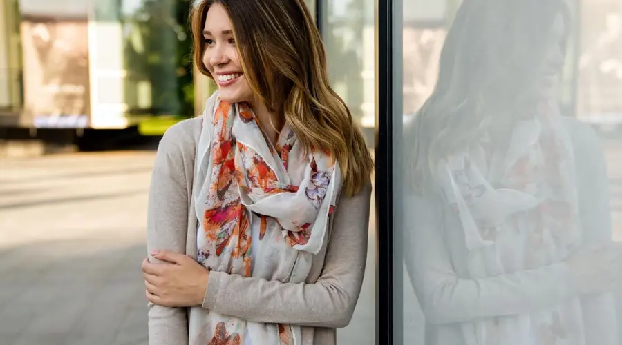 The Best Scarves for Women: A Guide for Every Season