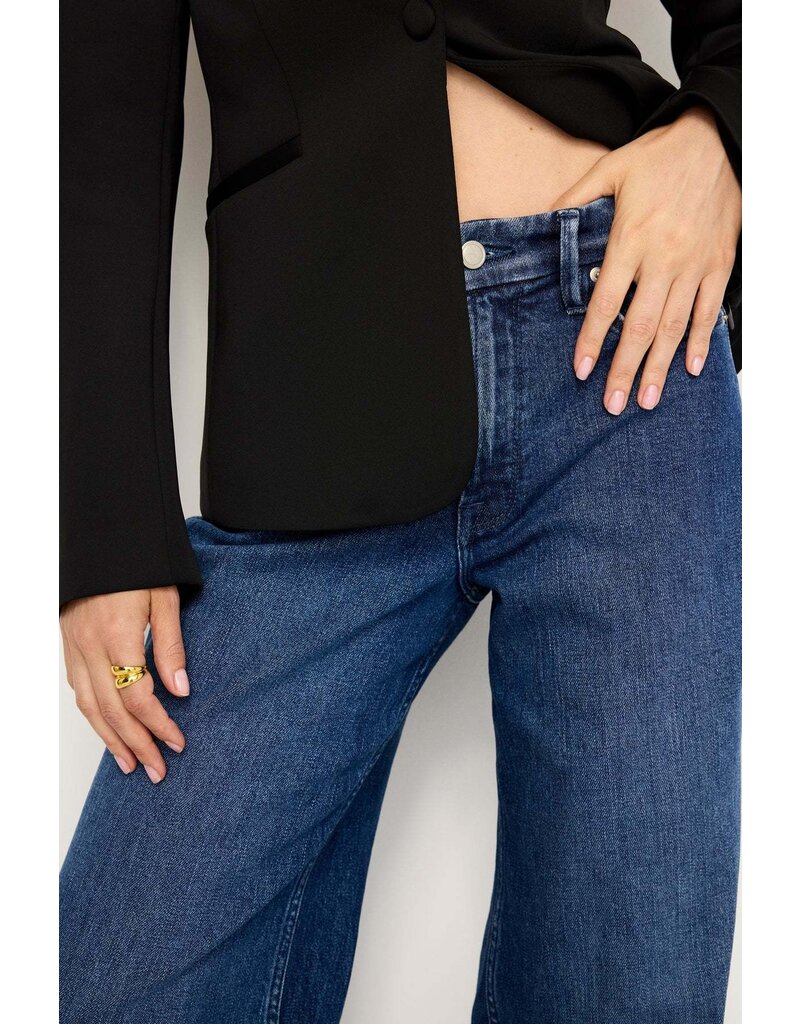 Good American Good Skate Jeans