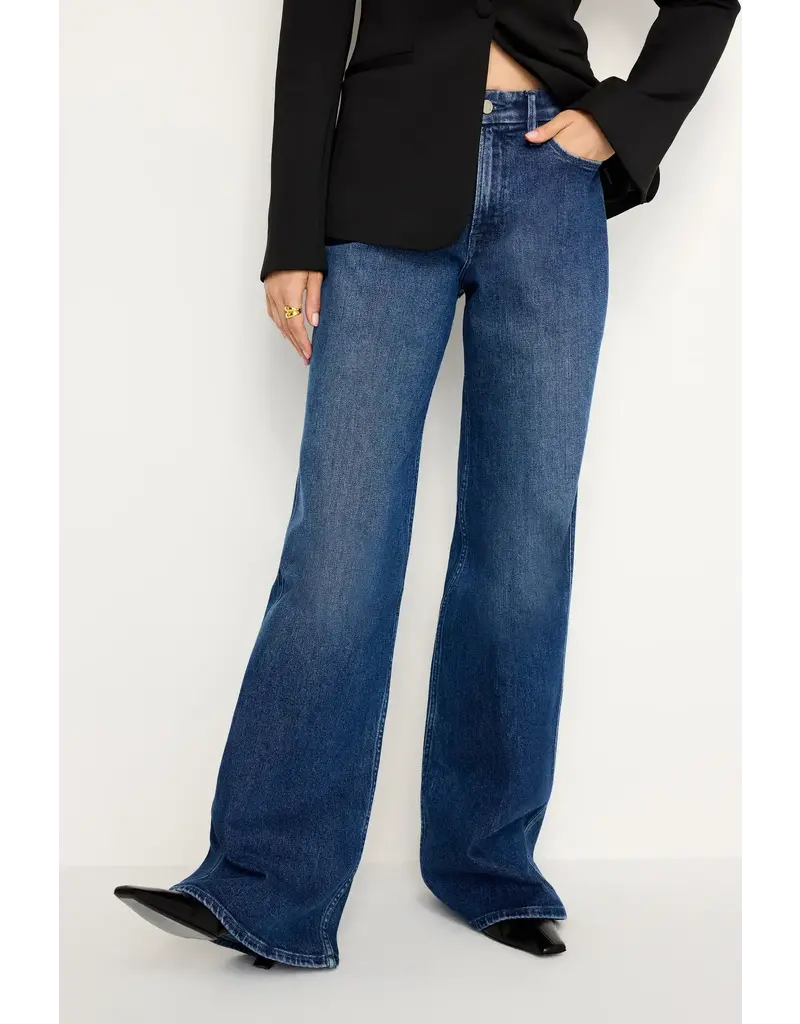 Good American Good Skate Jeans