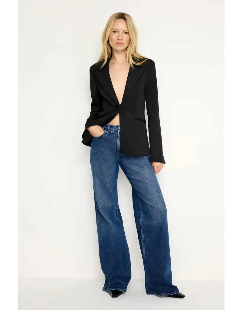 Good American Good Skate Jeans