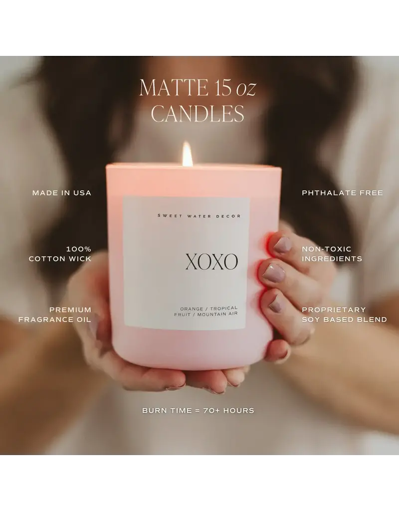 Sweet Water Decor XOXO 15 oz. Valentine's Day Candle