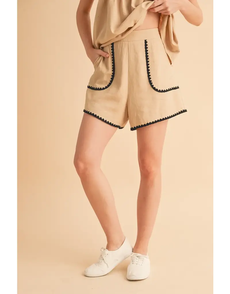 AEMI + CO Tacie Rickrack Trim Shorts