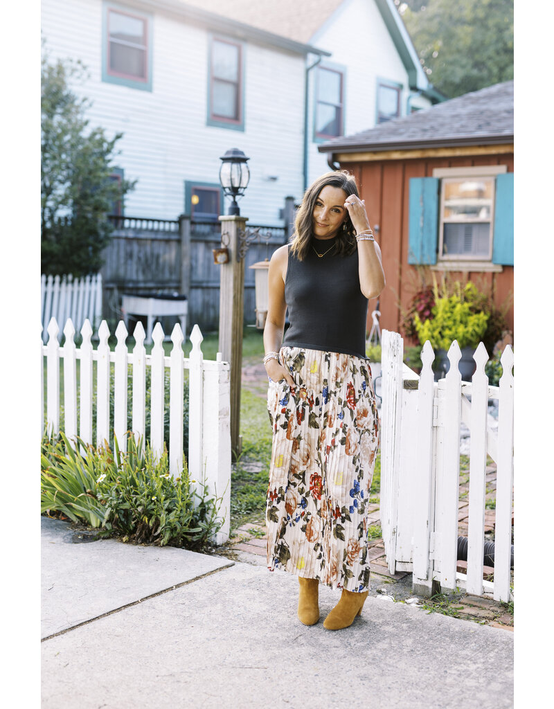 Skies are Blue The Conklin Pleated Midi Dress