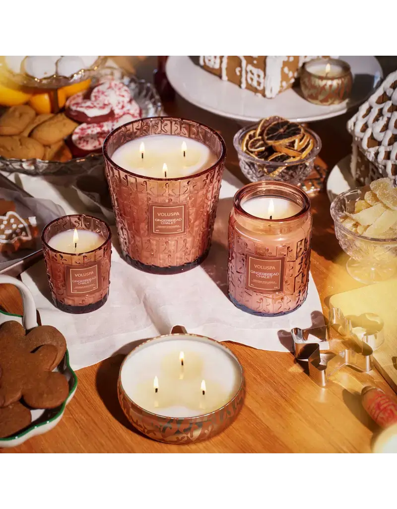 Voluspa 6.5 oz Classic Coconut Wax Candle Gingerbread Chalet