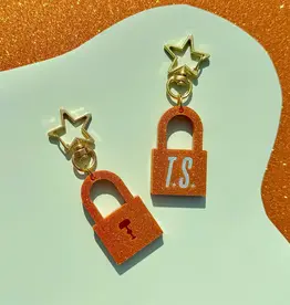 The Hissin Kitten The Life of a Showgirl Lock Keychain