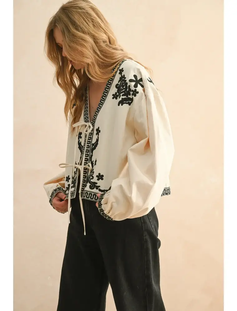 miou muse Floral Patch Bow Top