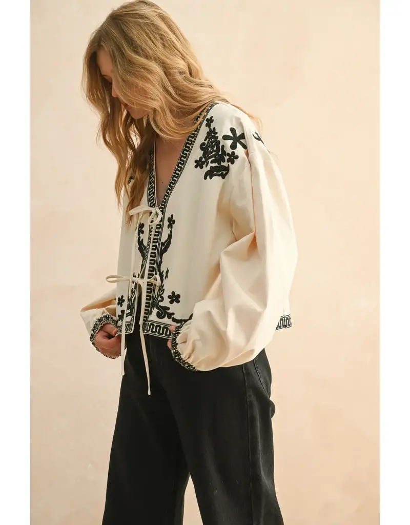 miou muse Floral Patch Bow Top