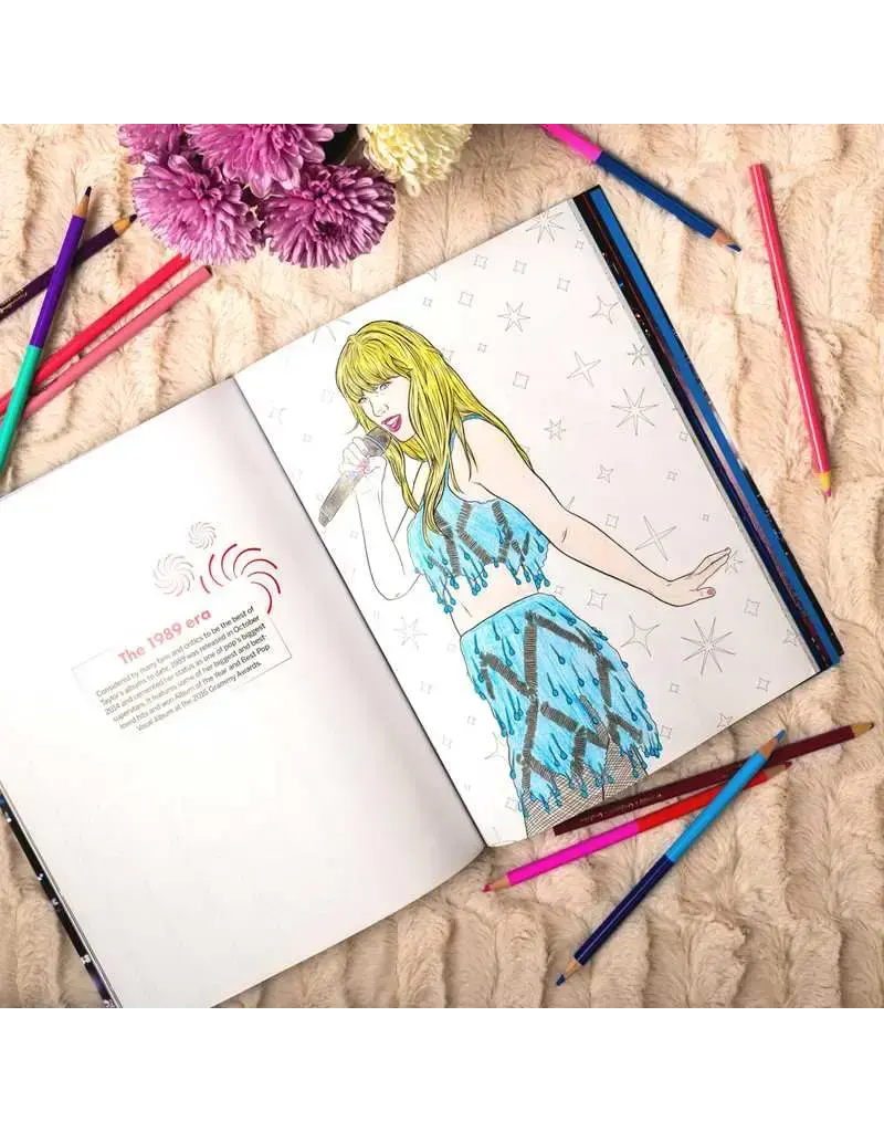Simon & Schuster Taylor Swift Activity Book