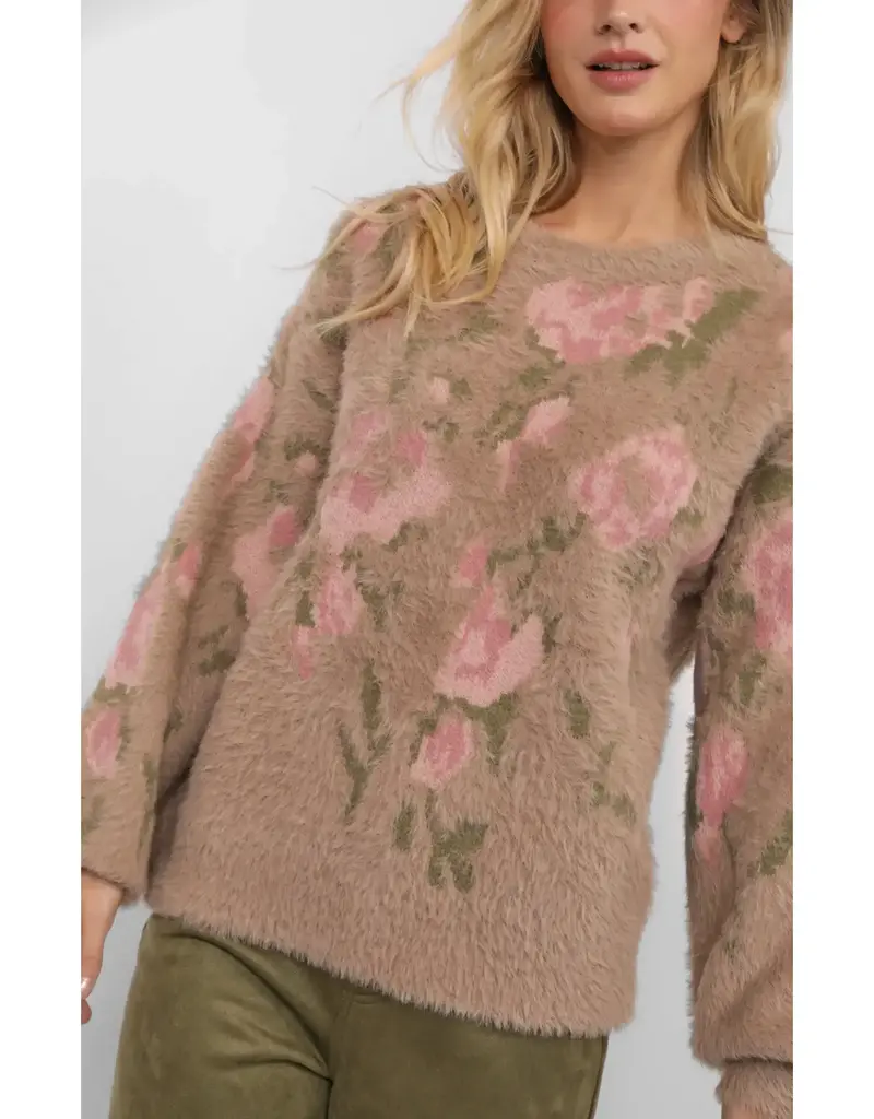 Sadie & Sage Camila Eyelash Yarn Sweater