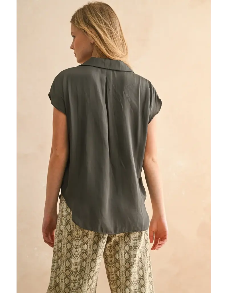 miou muse Button Down Cap Sleeve Top