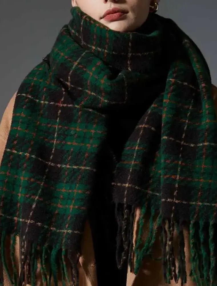 dipped shop Classic Winter Plaid Scarf