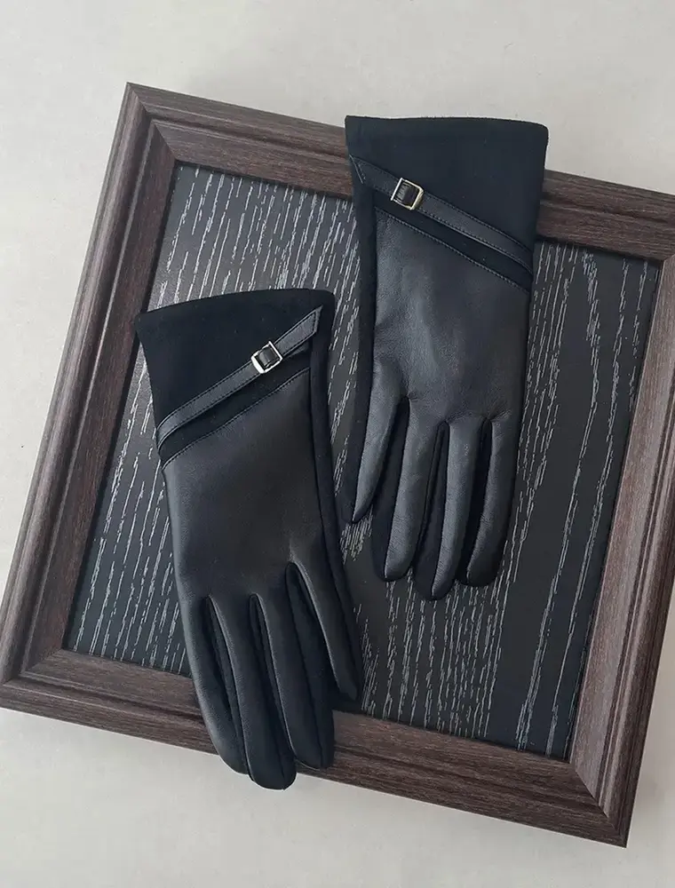 ninexis Faux Leather Winter Touchscreen Gloves (black)