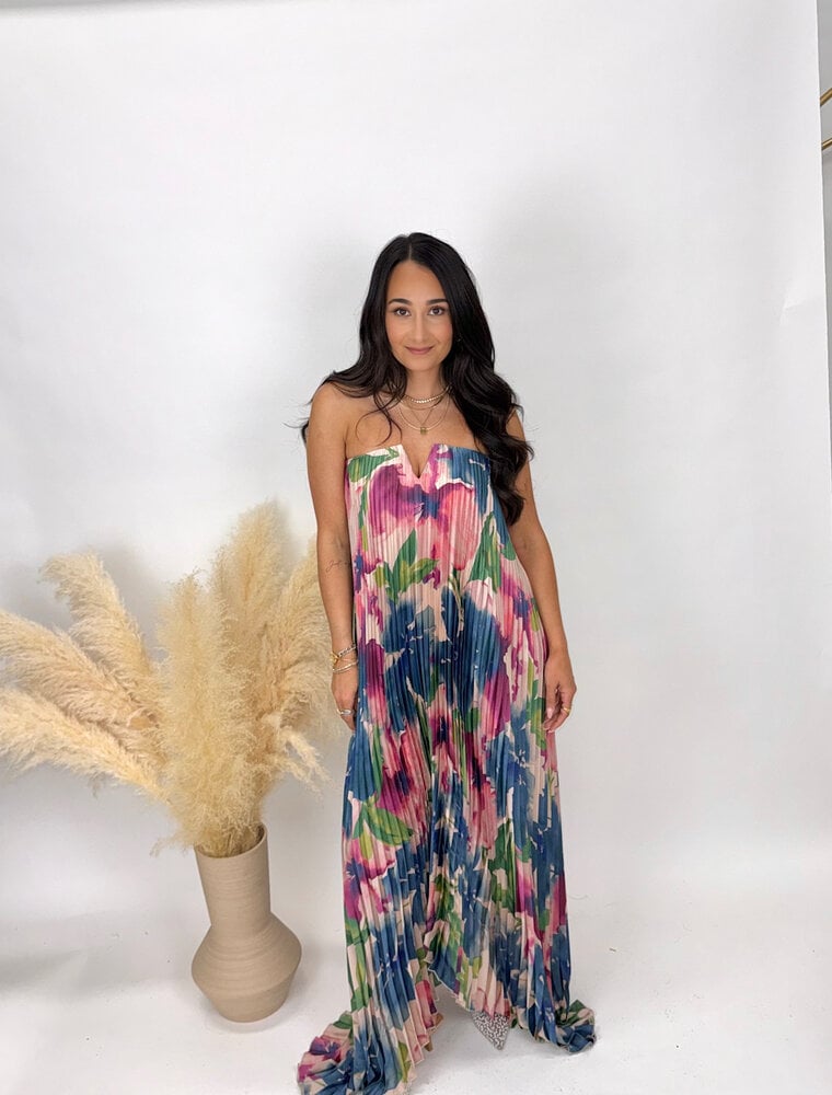 Dress Forum Meadowlark Pleated Maxi Dress