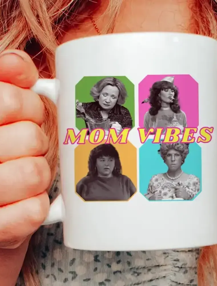 House of Rodan Mom Vibes 90's - Funny Mama Mother's Day Coffee Mug