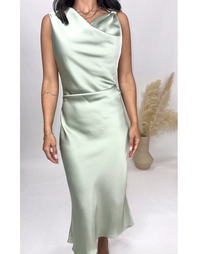 Dress Forum Sol Shoulder Detail Satin Dress