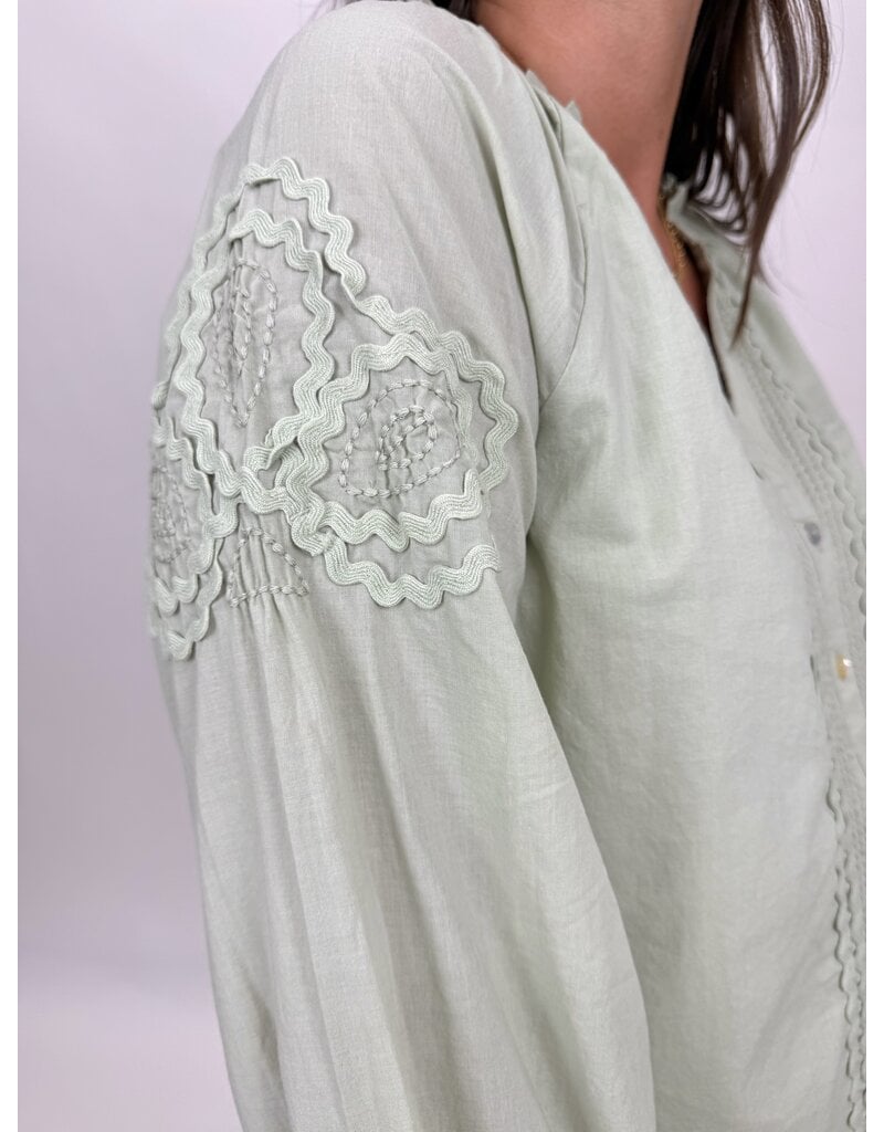 Liverpool 3/4 Sleeve Button Down