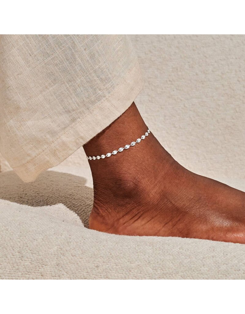 A Littles & Co. Sparkle Chain Anklet