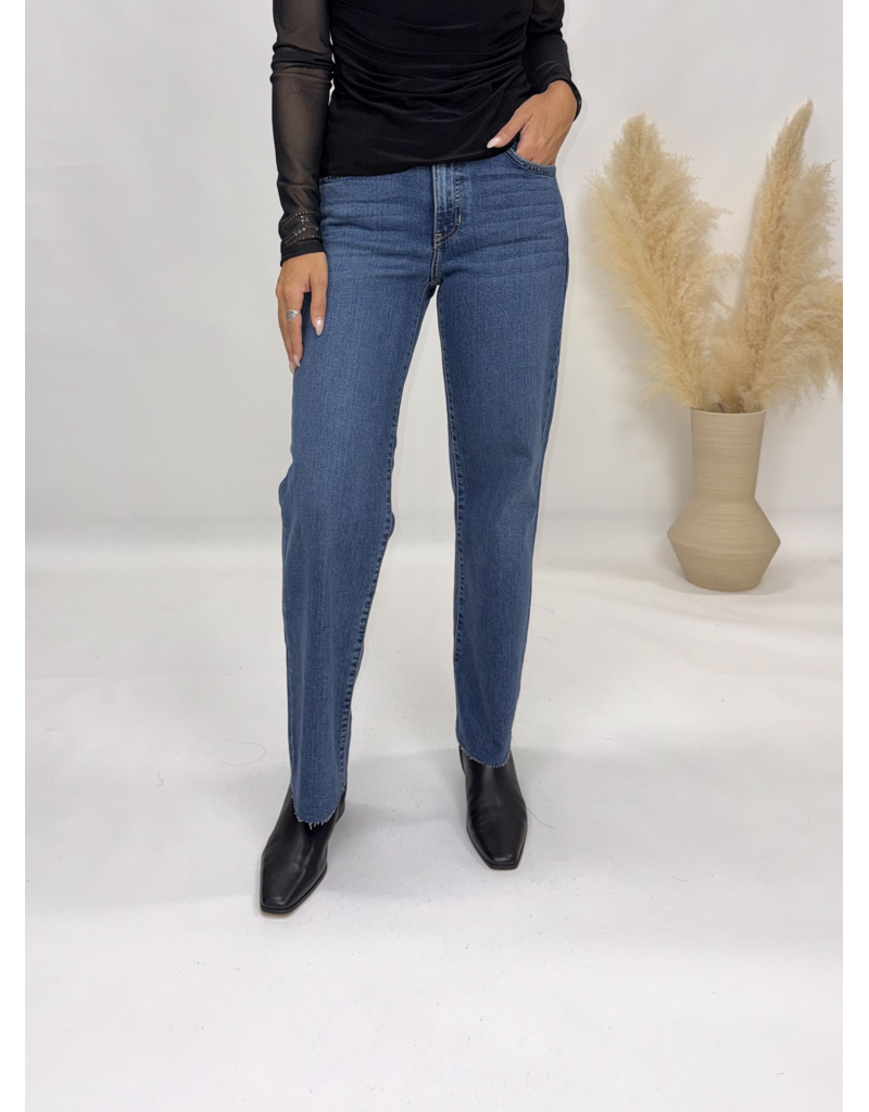 Just Black Denim Straight Lef with Scissor Cut Hem