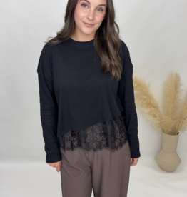 Sunday Edition Scottie Lace Hem Top