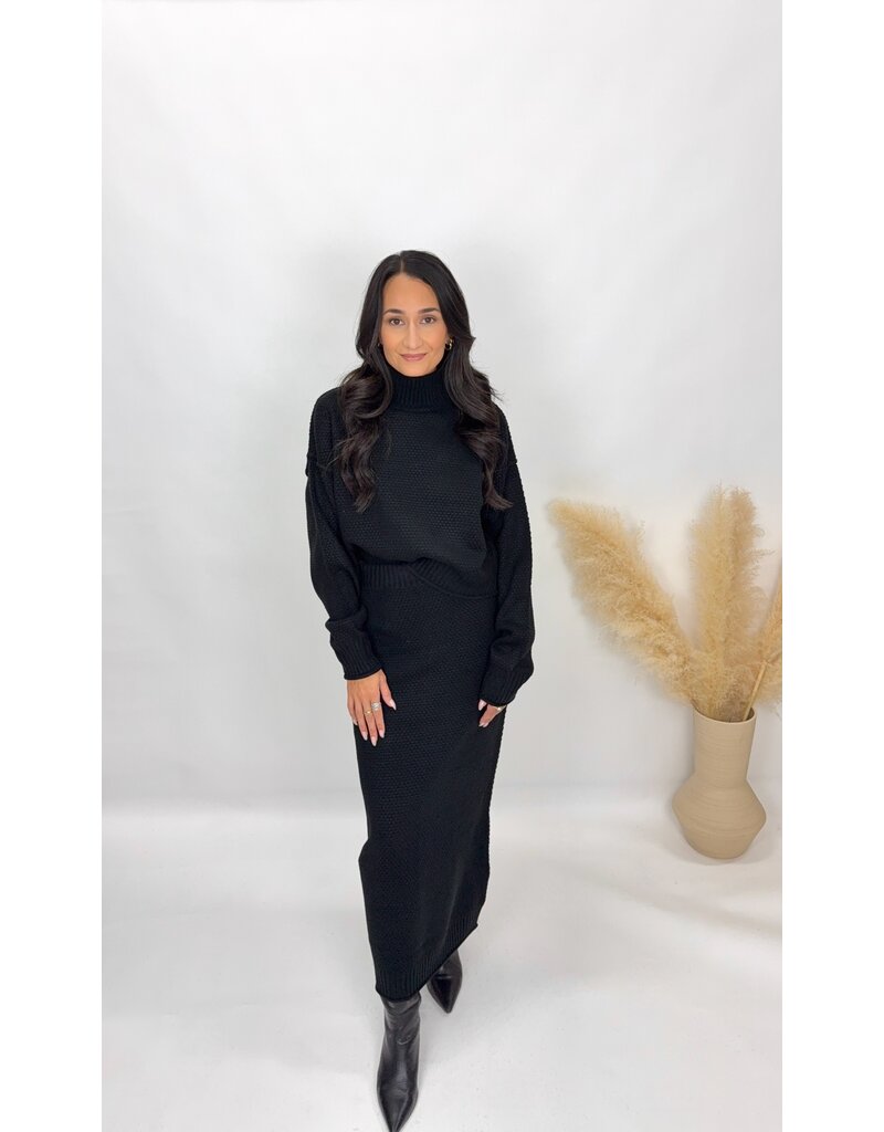 hf Sweater & Maxi Skirt Set
