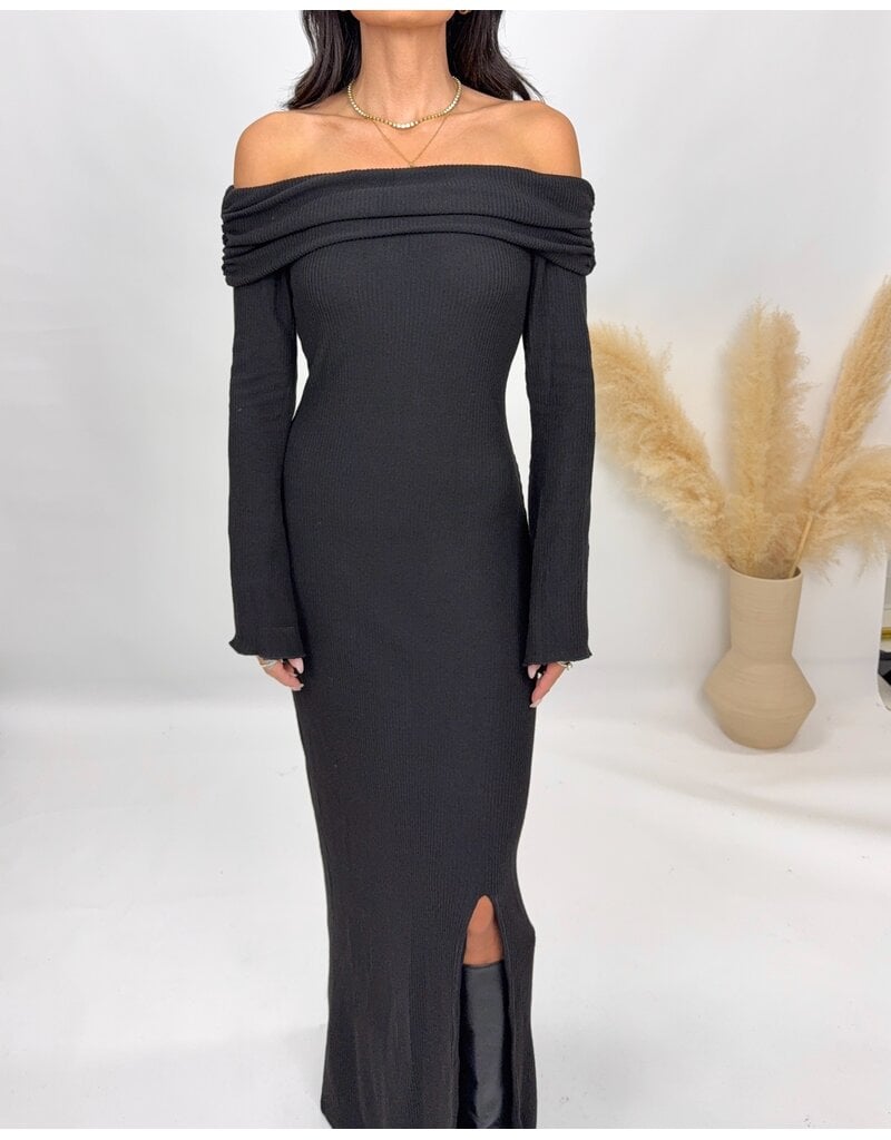 hf Off Shoulder Maxi Dress
