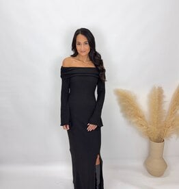 hf Off Shoulder Maxi Dress